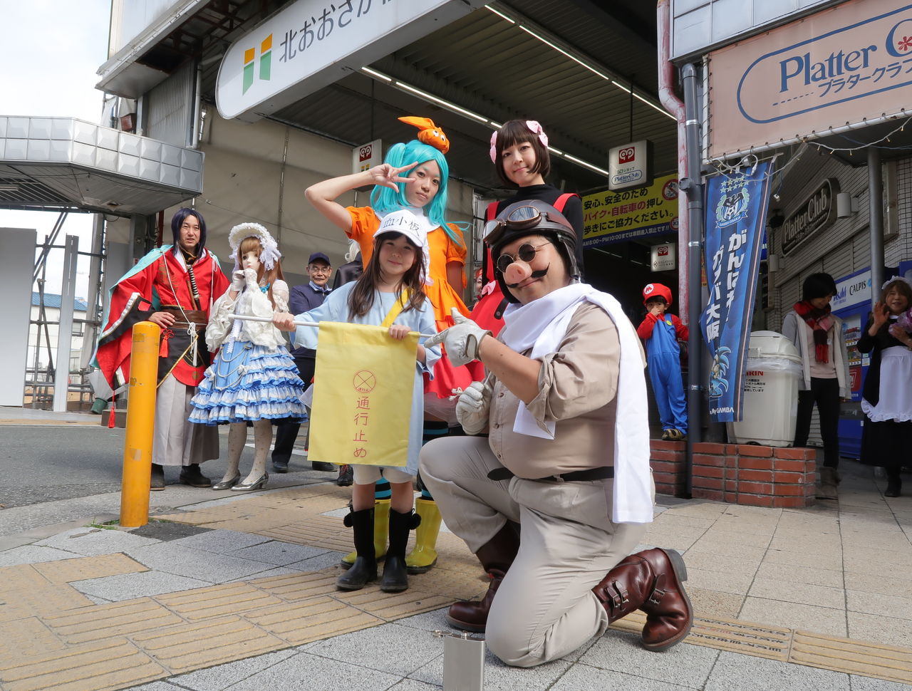 毎年どんどんレベルが上ってる 岡町コスプレフェスタに参加して商店街歩いてきた Tnn豊中報道 ２